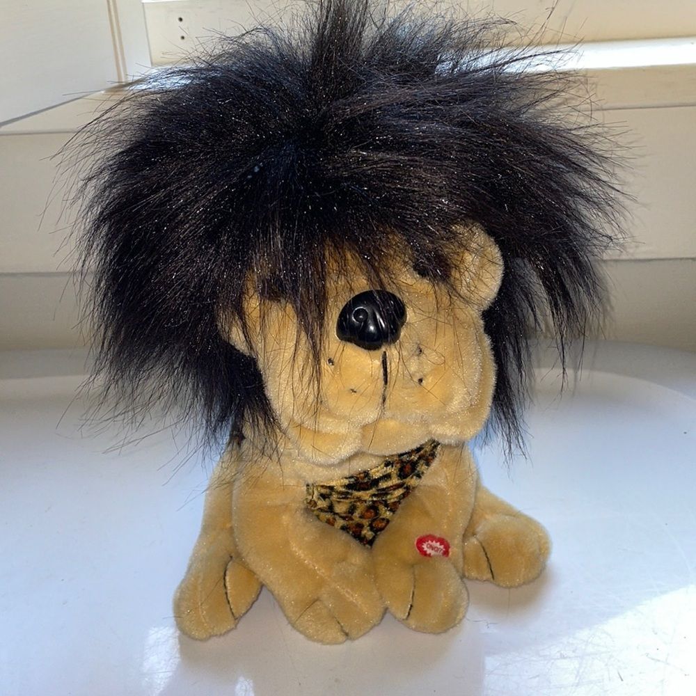 Kids‎ of America 2009 animated Caveman lion plush/ plays theme Addams  Family